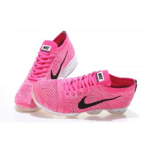 womens-nike-zoom-fit-sneakers